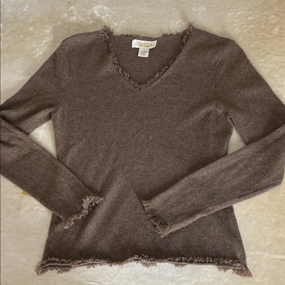 Brown V-Neck Sweater - Picture 4 of 4